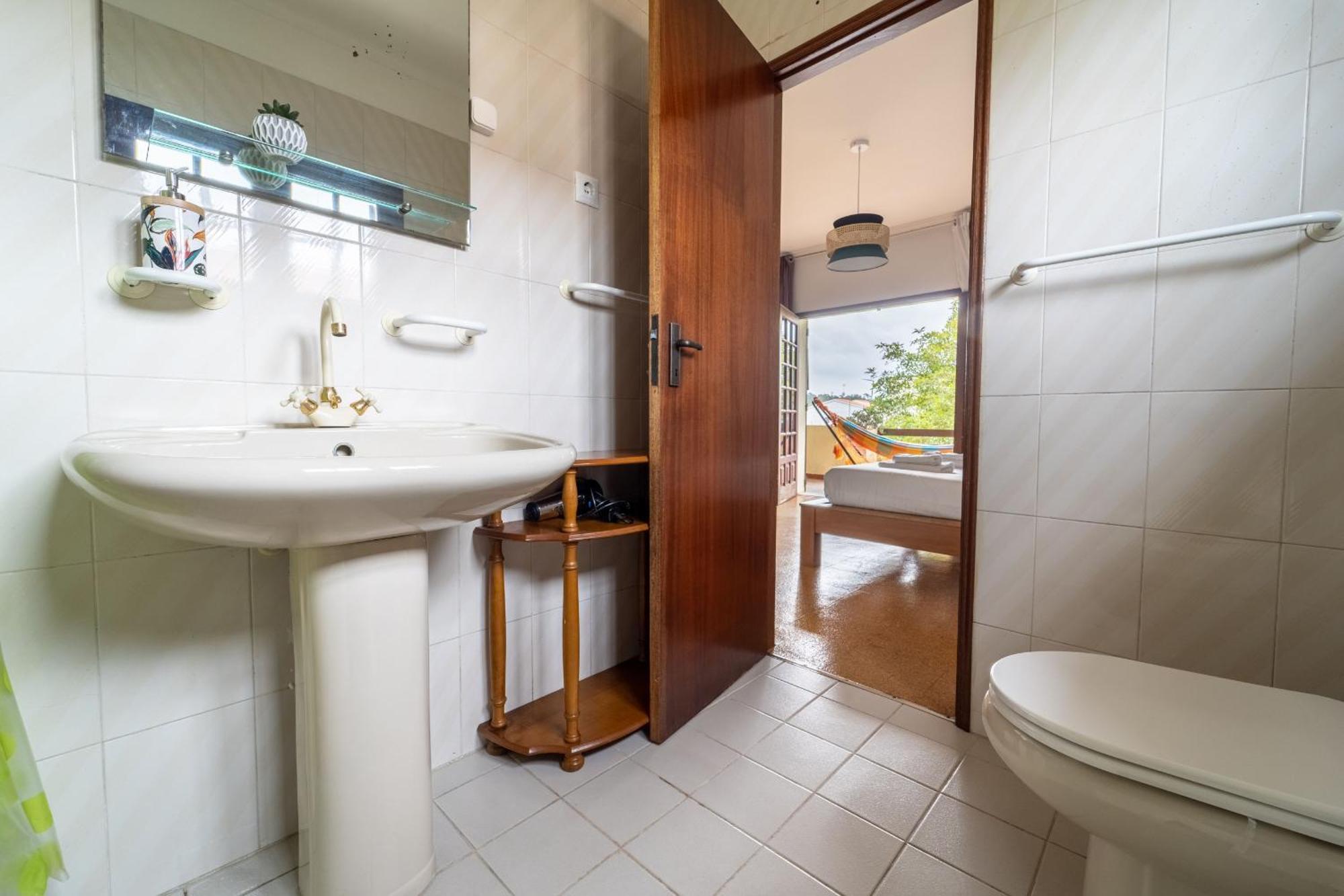 Amorosa Villa, 500M From The Beach By House And People Exterior foto