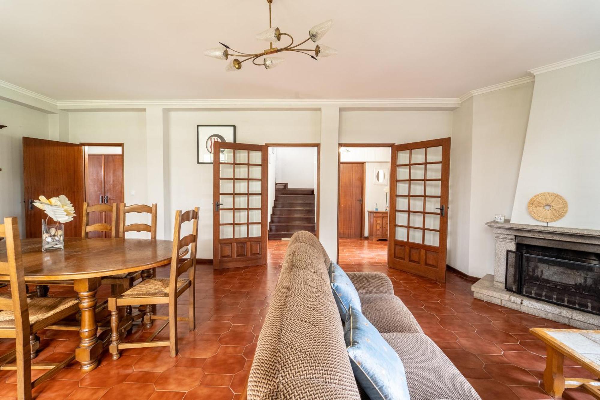 Amorosa Villa, 500M From The Beach By House And People Exterior foto