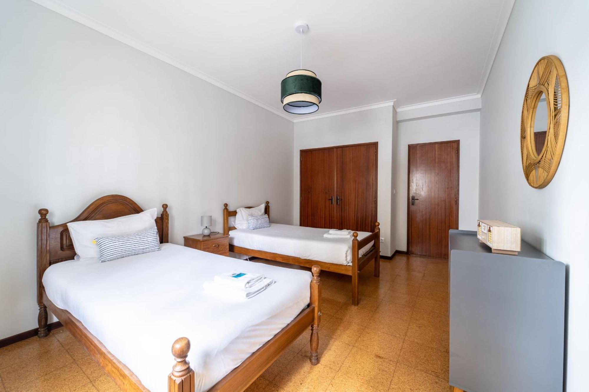 Amorosa Villa, 500M From The Beach By House And People Exterior foto